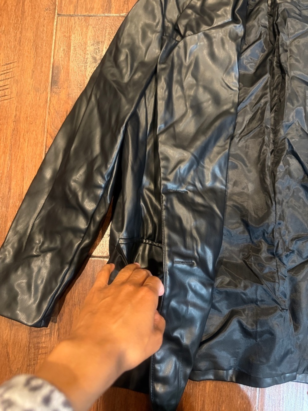 Size 10 Women’s Black Faux Leather Blazer Jacket - Picture 5 of 8